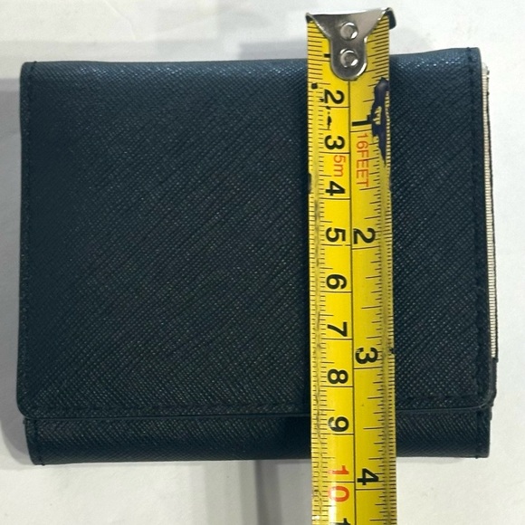 Kate Spade New York Black Snap Bifold Wallet With Polka-Dot Lining Gold Logo - Picture 9 of 11